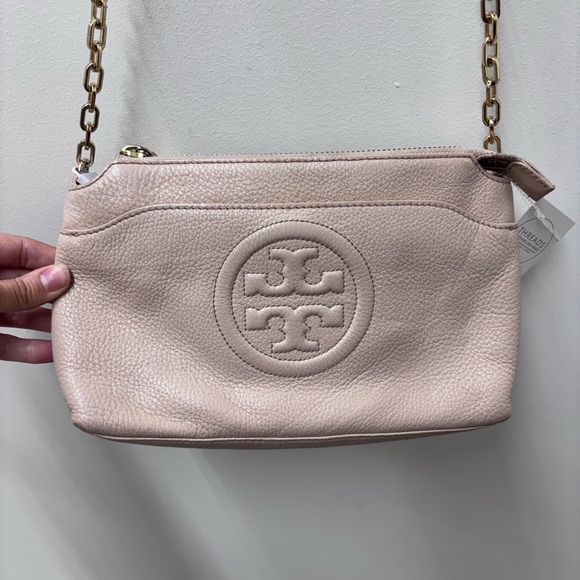 Tory Burch Handbags - Tory Burch Blush Pink Bombe Leather Crossbody Bag